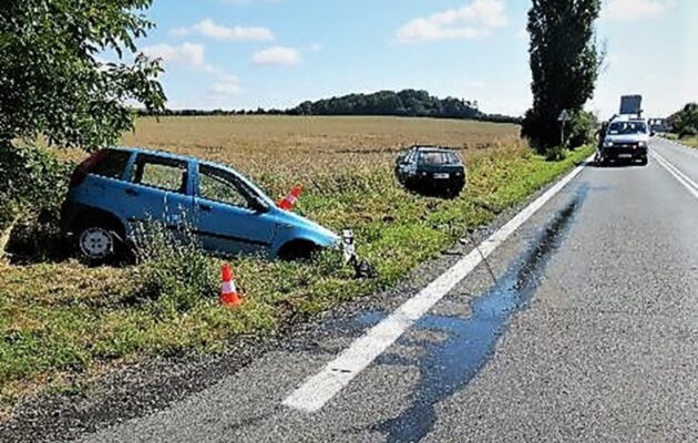 Následkům zranění po střetu automobilů podlehla dvaaosmdesátiletá řidička