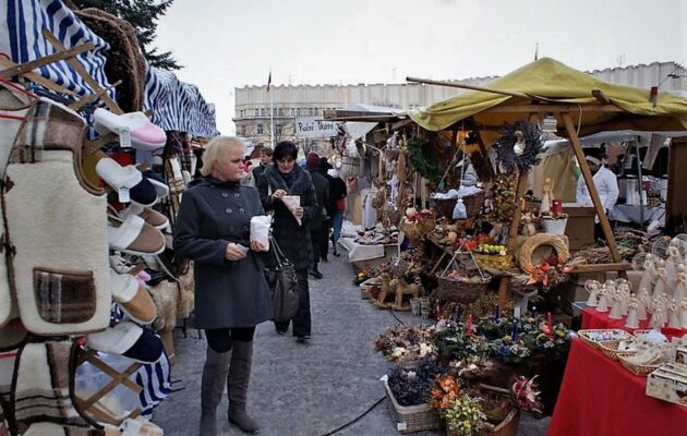 S vánočními trhy v Hradci se zatím počítá, novoroční ohňostroj se přesouvá