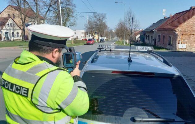 Speed Marathon: Policisté budou v pátek měřit rychlost i na pěti místech v Hradci