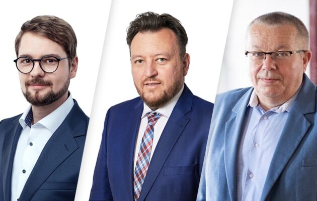 Z Hradce do Sněmovny putují poslanci Havel, Staněk a Mašek