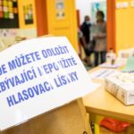 Volby Hradec Králové - den první