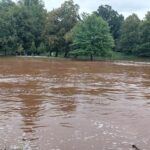Labe je v Hradci na druhém povodňovém stupni, Orlice by měla kulminovat dnes v noci