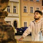 Listopadové Salonky jsou tady! Ozdobou titulky je herečka Natálie Holíková