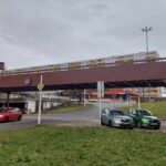 Na Benešově třídě se po opravě otevřela lávka u supermarketu Billa