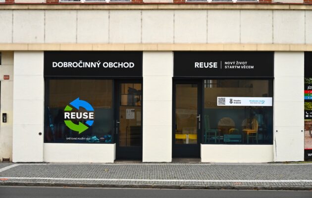 Na Gočárově třídě vznikne třetí re-use bazar. Zaměřený bude na dětské oblečení
