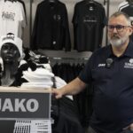 Černobílá tradice: JAKO obléká Votroky i jejich fanoušky