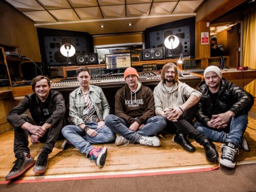Chinaski vydali narozeninové album 30. Desku nahráli v legendárním Rockfieldu