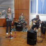 Škroupovka k jubileu legendy konkretismu nabízí výstavu Hajnové a Jebavého