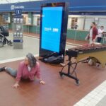 Jedinečné taneční dílo Connecting Stations na vlakovém nádraží