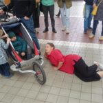 Jedinečné taneční dílo Connecting Stations na vlakovém nádraží