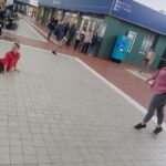 Jedinečné taneční dílo Connecting Stations na vlakovém nádraží