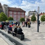 Na náměstí 28. října odstartovala výstava přinášející 16 příběhů z konce války
