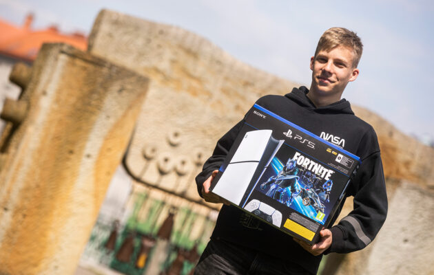 Baví mě psát příběhy, říká vítěz soutěže Stories, které žiju Kristián Vavrda