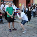 FOTO: V Hradci začal divadelní festival Regiony. Ulice zaplnily stovky lidí