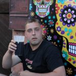 FOTO: V Hradci začal divadelní festival Regiony. Ulice zaplnily stovky lidí