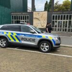 Policejní zásah na magistrátu skončil. Nebezpečí nehrozilo, granát byl znehodnocený