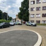 Policejní zásah na magistrátu skončil. Nebezpečí nehrozilo, granát byl znehodnocený