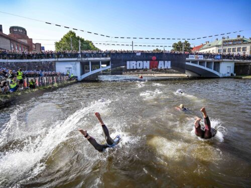 OBRAZEM: Ironman v Hradci přilákal tisíce fanoušků a lámal rekordy