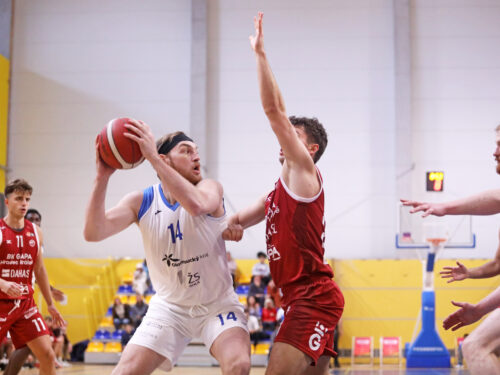 Vítězný návrat. Hradec otevřel sezónu NBL výhrou v Olomouci 70:65