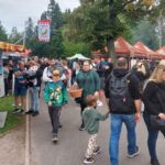 Jubilejní dožínky přilákaly do Šimkových sadů tisíce návštěvníků