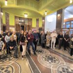 Hravé umění interakce dokresluje architektura nesouhlasu a nevšední tvůrčí dialog