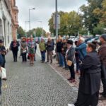 FOTO: V Hradci přibylo dalších 15 kamenů zmizelých, připomínají oběti nacismu