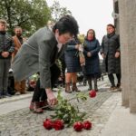 FOTO: V Hradci přibylo dalších 15 kamenů zmizelých, připomínají oběti nacismu