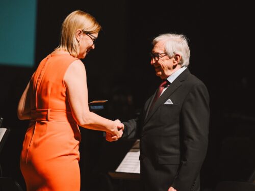 Hrdinství, odvaha i celoživotní práce. Hradec udělil medaile pěti osobnostem