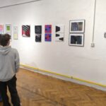 Umělci z Paříže svými díly v Galerii Škroupovka sdílejí myšlenku jednotné Evropy