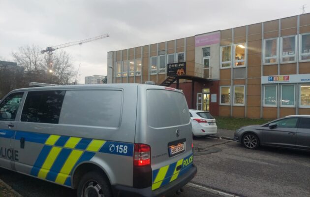 Případ popálených v hradecké škole policie vyšetřuje pro těžké ublížení