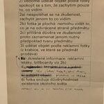 Dvojice výrazných umělců nabízí tvorbu na papíře a prostorové objekty