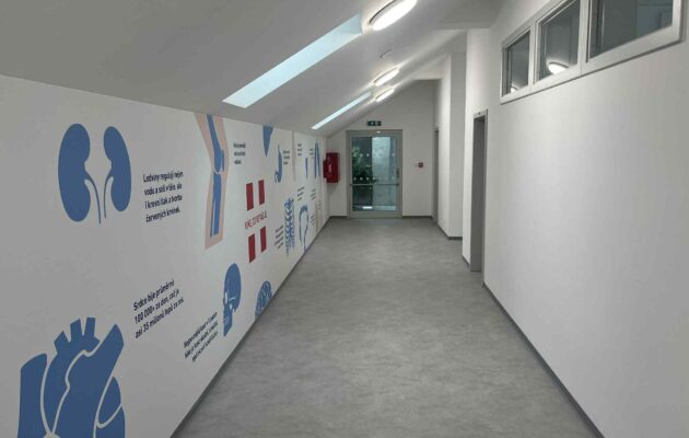 FOTO: Zdravotnická škola získala nové prostory. Studenti se učí v moderních učebnách