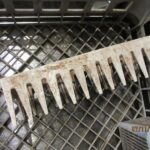 FOTO: Špína a jen studená voda. Inspekce zavřela cukrárnu v podchodu na třídě Karla IV.