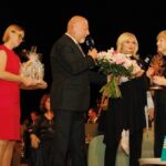 Šarmantní osobností roku se stala legendární herečka a zpěvačka Jitka Molavcová