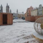 OBRAZEM: V centru Hradce už stojí oba vánoční stromy. Jak se vám líbí?