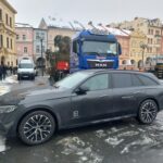 OBRAZEM: V centru Hradce už stojí oba vánoční stromy. Jak se vám líbí?