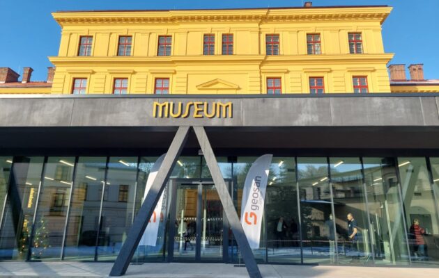 Archa se otevírá. Podívejte se do zrekonstruovaných Vrbenského kasáren