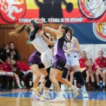 FOTO: Lvice ovládly televizní duel se Slovankou, dominovala Králová s 21 body