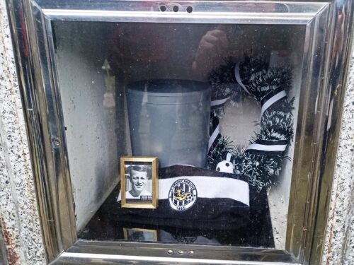 Přátelé, fanoušci i klub dopřáli Zdeňku Zikánovi klidné místo v Kuklenách