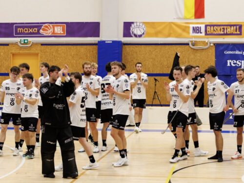 Kolaps ve třetí třetině. Hradečtí florbalisté ztratili ve Znojmě dobře rozehraný zápas