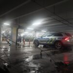 Útočník se sečnou zbraní zranil ve Futuru dva lidi, centrum je uzavřené