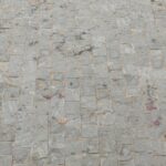 Útočník se sečnou zbraní zranil ve Futuru dva lidi, centrum je uzavřené