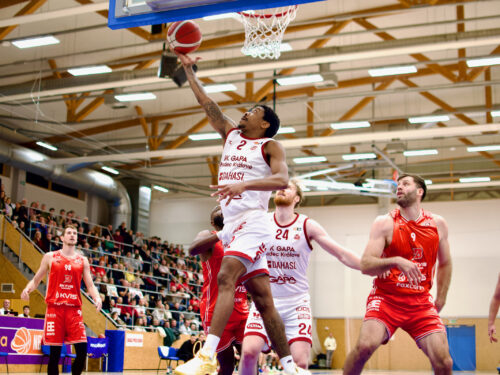 Pardubice ovládly basketbalové derby 86:65. Rozhodly už v první půli