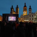 FOTO: Nový rok přivítaly na náměstí stovky Hradečáků, méně než v minulosti