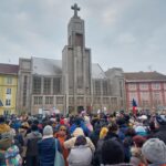 Na podporu prezidenta Pavla se v Hradci sešlo několik tisíc lidí
