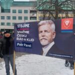 Na podporu prezidenta Pavla se v Hradci sešlo několik tisíc lidí