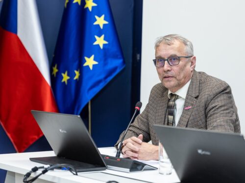 Piráti a STAN cílí v Hradci na 20 procent. Pomoci jim má i exministr Dvořák