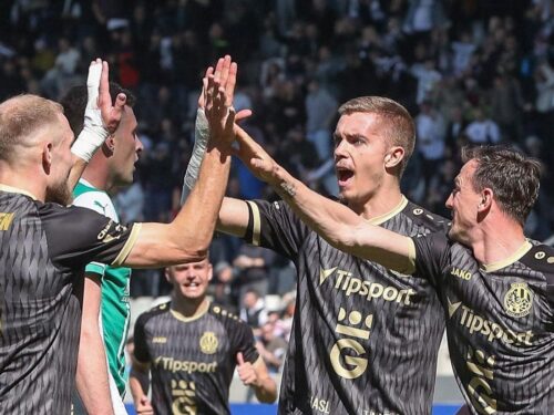 SOUTĚŽ: Slavia míří do Hradce. Dva lístky mohou být vaše!