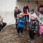 V Krkonoších otevřela Medvědí stezka, nabízí pohled do medvědího výběhu