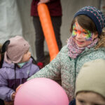 V Krkonoších otevřela Medvědí stezka, nabízí pohled do medvědího výběhu